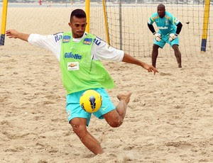 Bruno Xavier treino seleção brasileira de futebol de areia (Foto: Maurício Val)