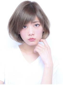 流行の斜めバングで小顔 可愛い オシャレ女子に Sherry 原宿美容室