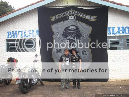 foto Bandeira Oficial do Moto Clube Combatentes de Itaí, SP