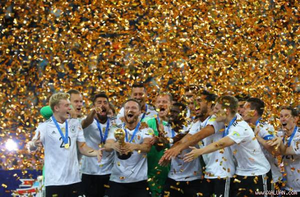 Tuyển Đức vô địch Confederations Cup 2017 dù mang đến giải những cầu thủ trẻ. Ảnh: REUTERS