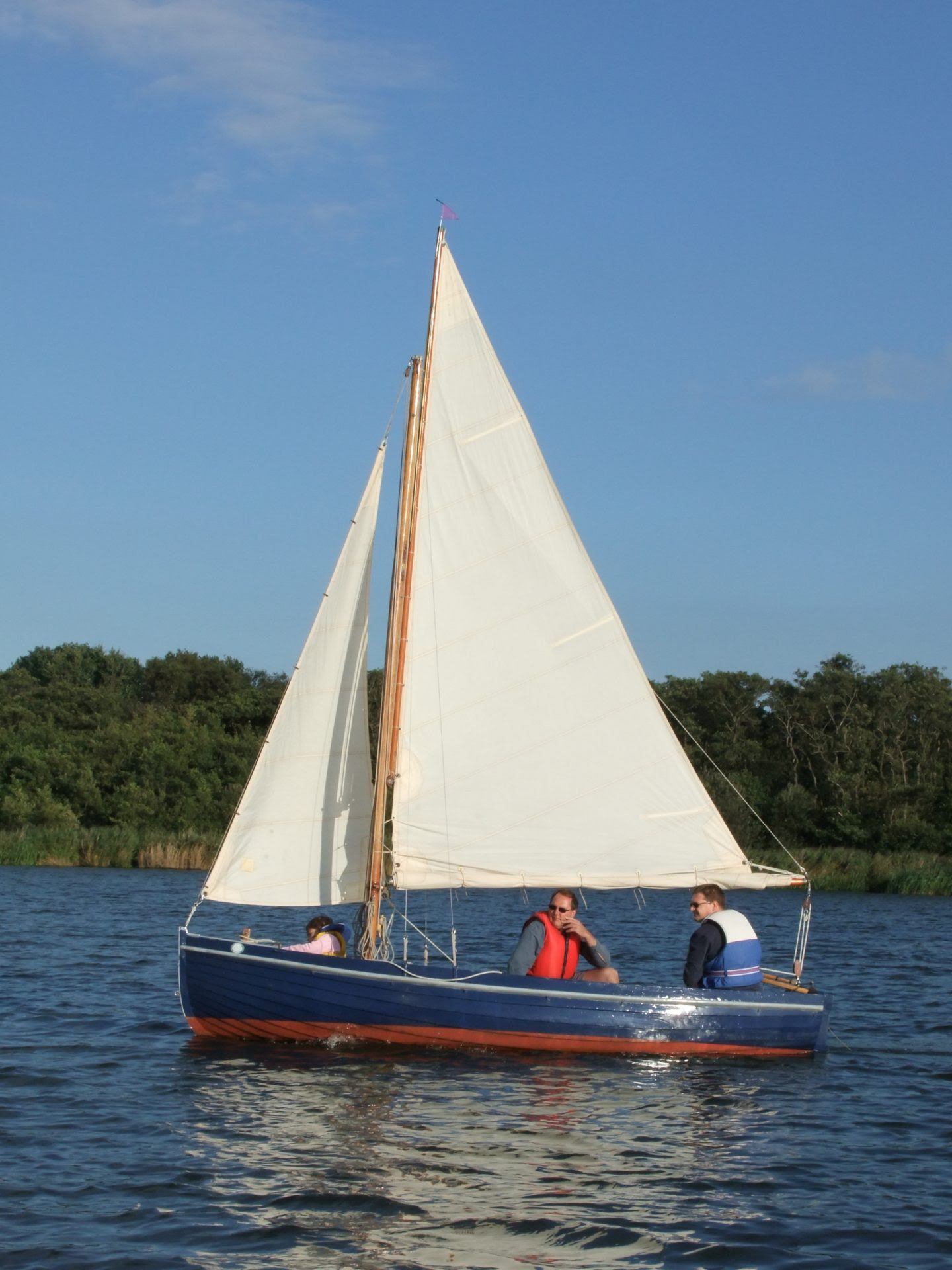 Wood, traditional classic boats photos Norfolk Broads | intheboatshed 