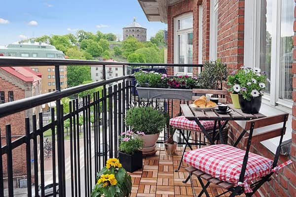 21 Lovely Functional Small Terrace Design Ideas 21 Lovely Functional Small Terrace Design Ideas