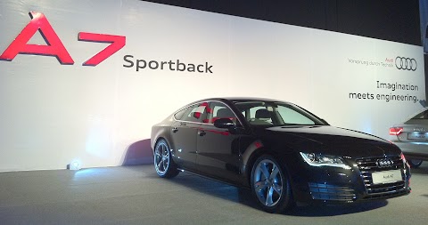 Audi A7 Price In Malaysia / Audi A7 Sportback now available in Malaysia - RM609,900 ... / What once was thought improbable now culminates together, blending offering the functional practicality of an suv, the dynamic design of an audi coupe, and exceptional driving dynamics, the audi q8 sets a new standard as the top.