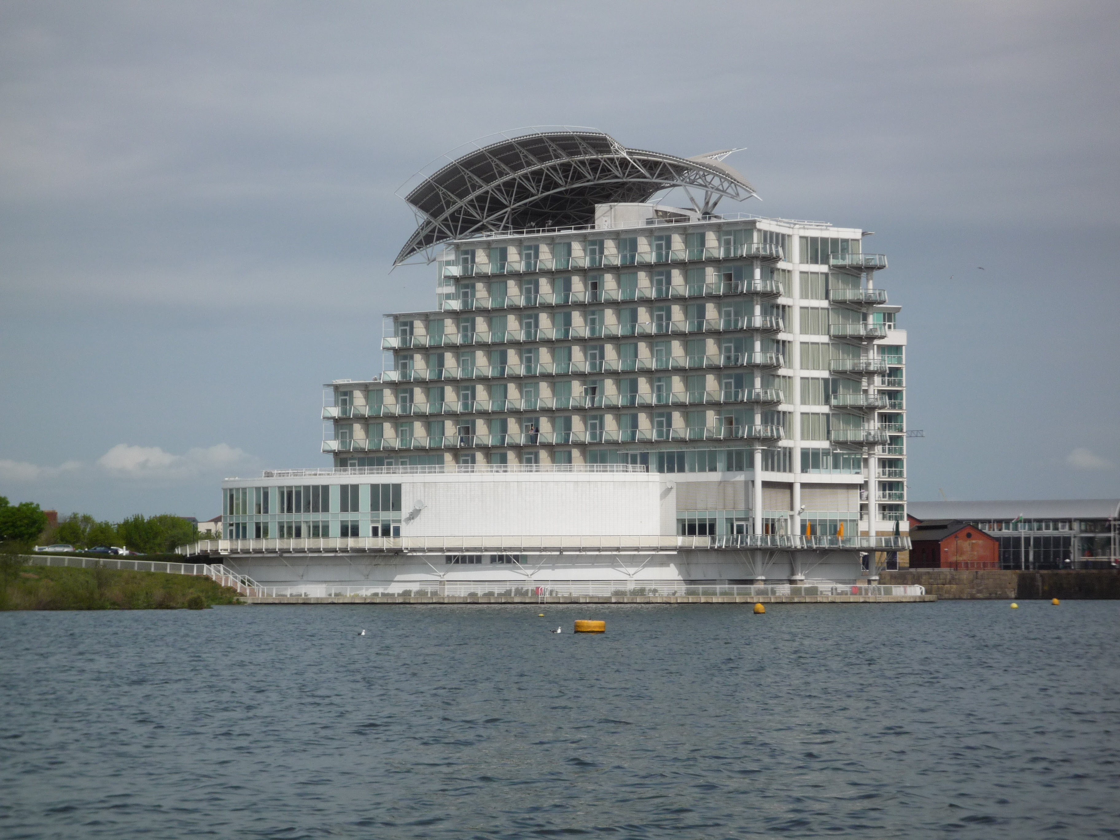 Filest Davids Hotel Cardiff Jpg Wikipedia The Free Encyclopedia