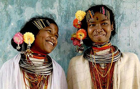Dos miembros de la tribu Dongria. | Jason Taylor