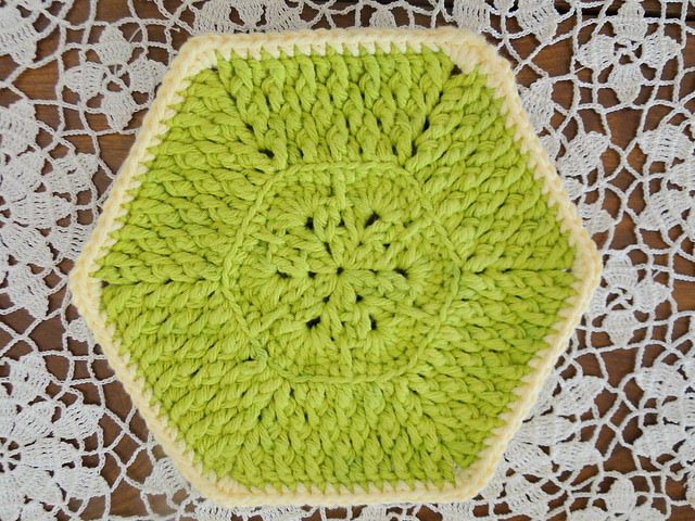 green dishcloth