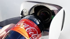 ガソリンタンクに砂糖を入れたらどうなるかやってみた わちょほほほ 車動画情報とかなんかそんなの