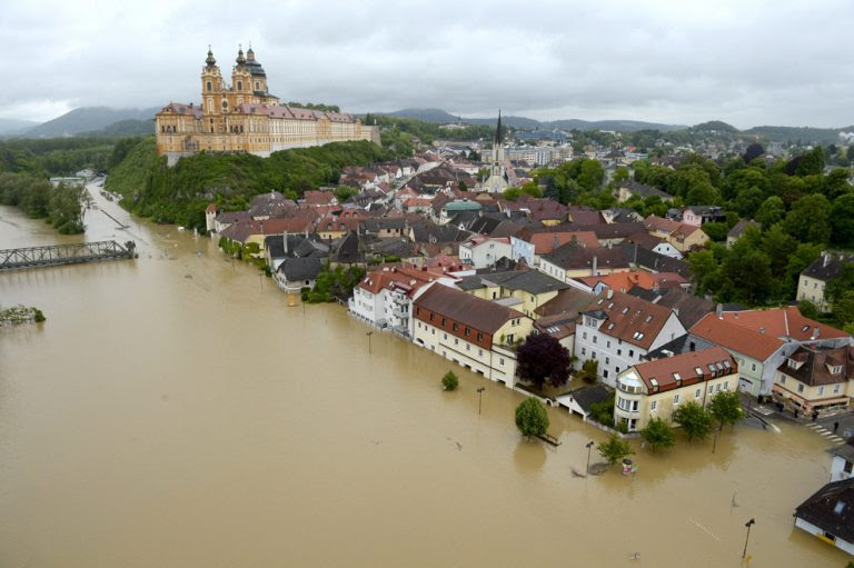 Inondazioni in Germania, un'altra vittima. Paura per la ...