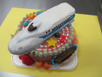 ｎ７００系 新幹線ケーキ はりまやblog 似顔絵ケーキ イラストケーキ 立体ケーキなど