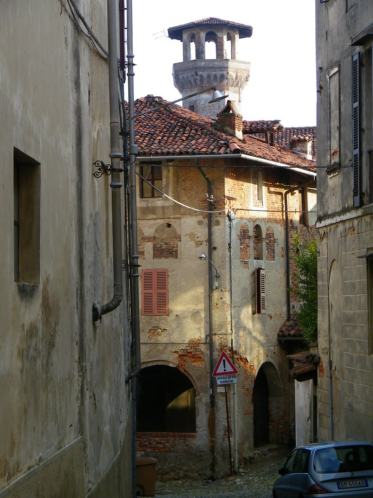 Biella (BI): quattro scatti al Piazzo. ❺
