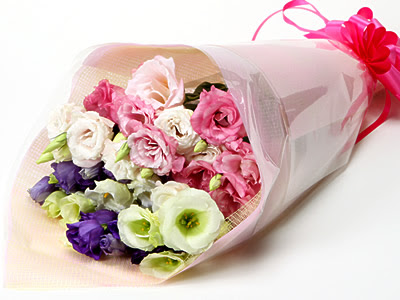 6月トルコキキョウの花束 誕生花の通販 宅配 誕生日に誕生月の花束を 花のギフトはwfs