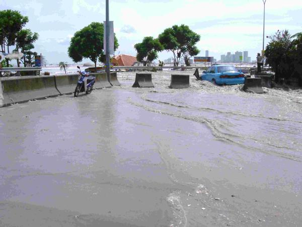 Effect of the 2004 Indian Ocean earthquake on Malaysia