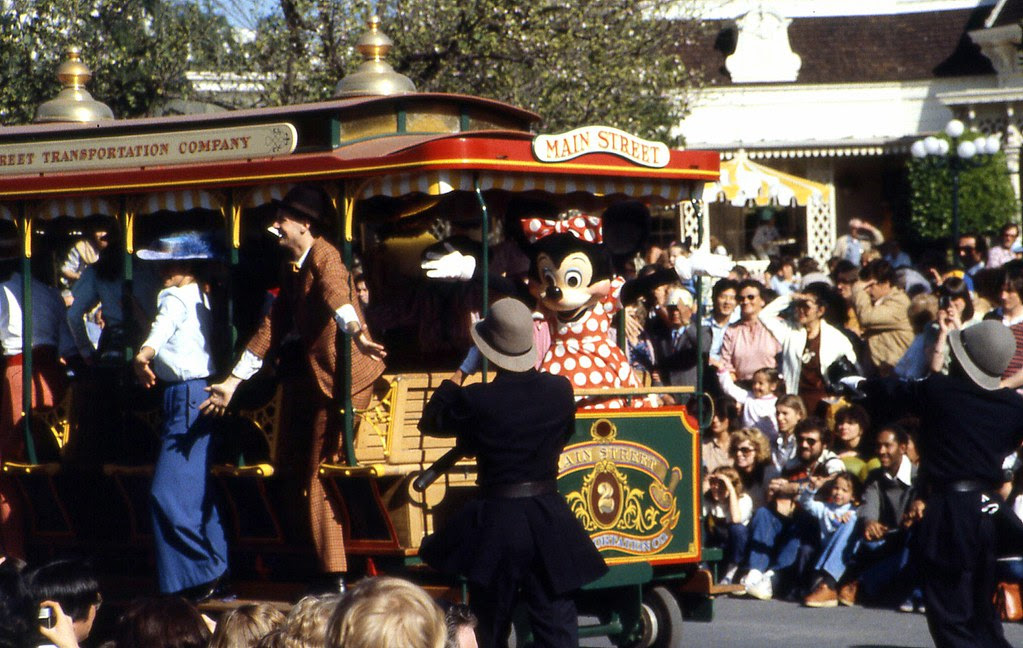 Disneyland Parade 121 California Disneyland March 1980 Nik Flickr