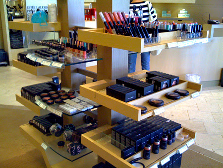 Shop cosmetics, photo