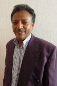 ዶ/ር ፈቃዱ በቀለ