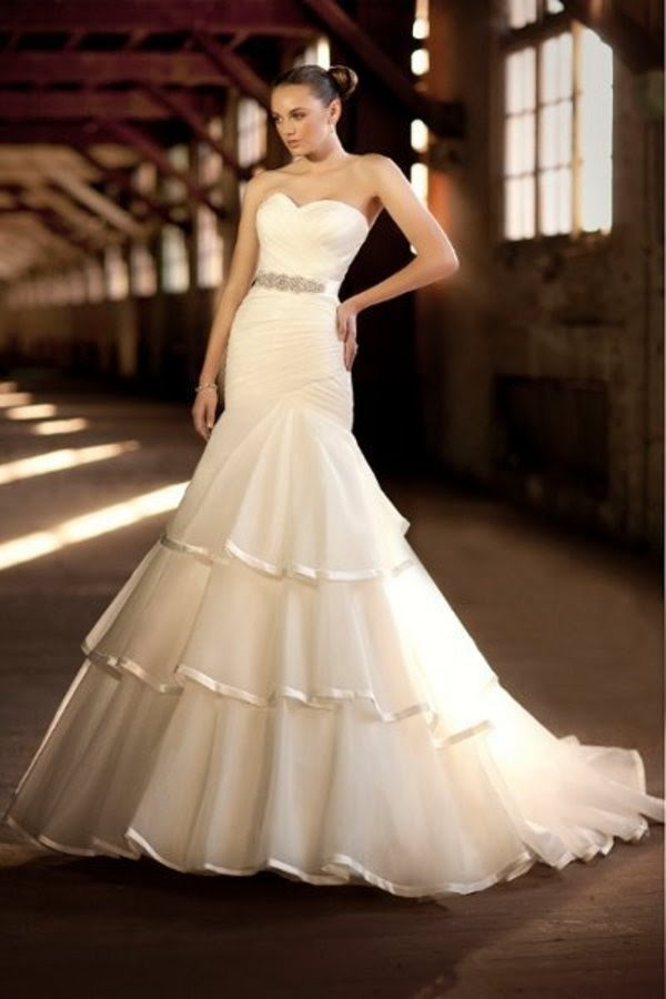 essence of australia  d1287 my dress  I thee wed 