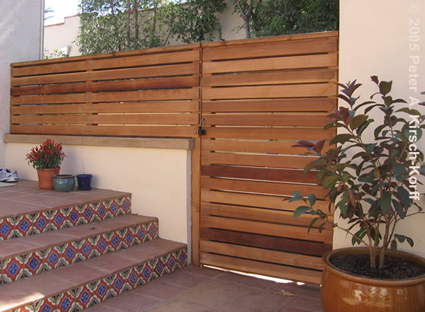 Wood Project Ideas: Instant get Build wooden horse fence