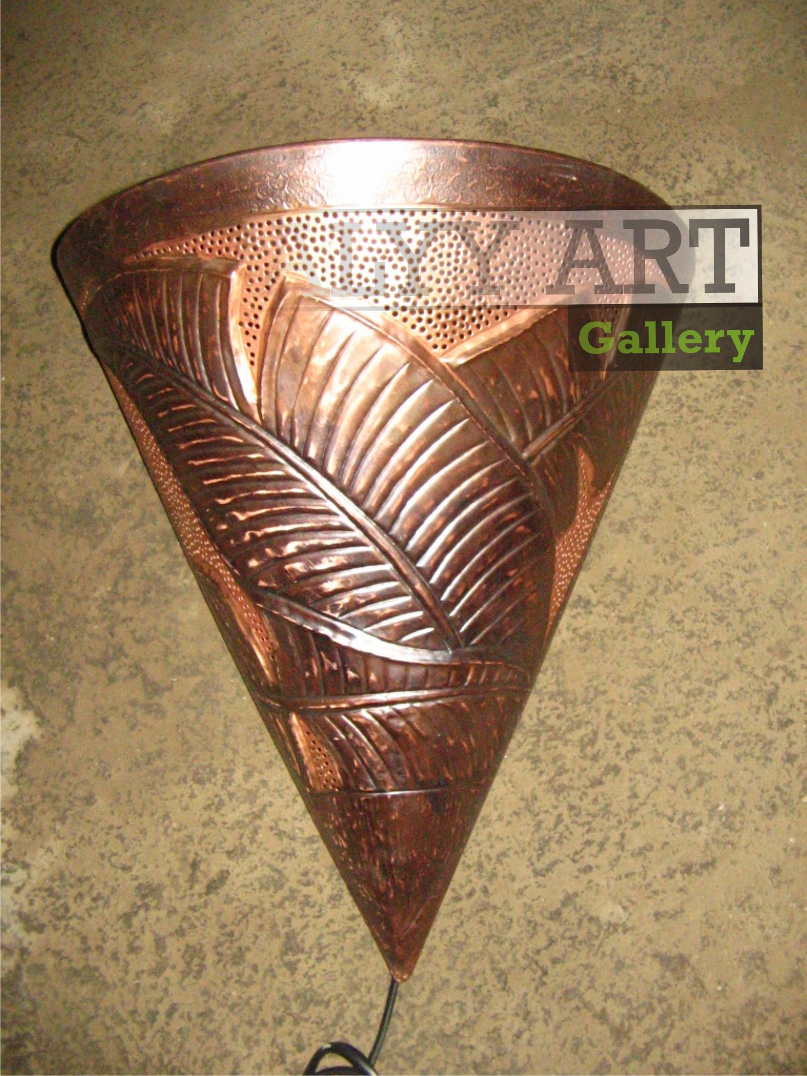 Kerajinan Lampu  Dinding  Tembaga Alyy Art Gallery