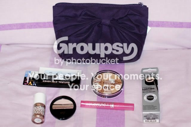 200 Followers Giveaway!(end on 8th october)