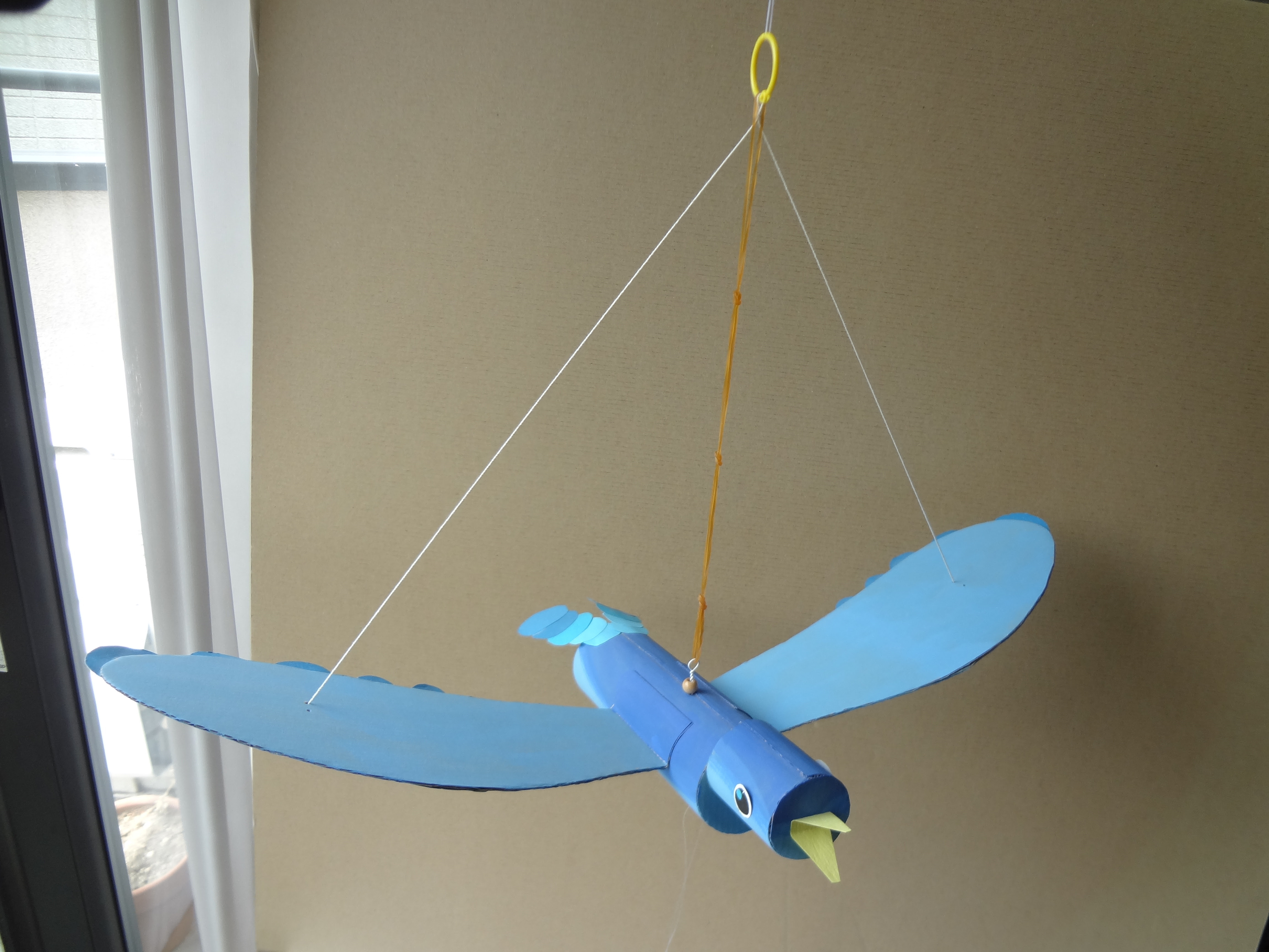 羽ばたく鳥の作り方を写真と言葉だけで 加藤こどもの造形教室