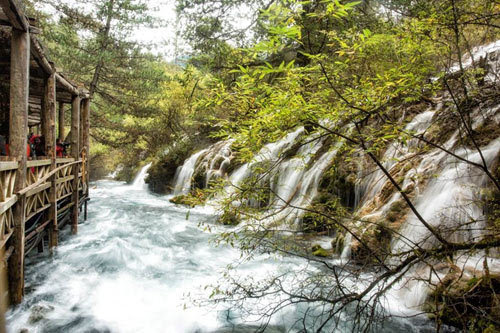 Cửu Trại Câu, thiên đường hạ giới, Cửu Trại Câu vào thu, khu du lịch sinh thái nổi tiếng