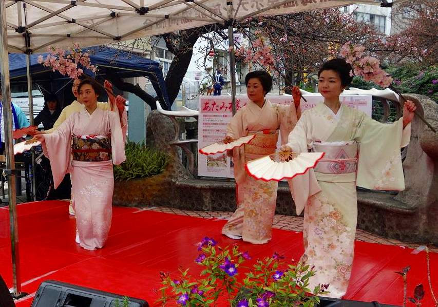 あたみ桜まつり熱海芸妓の踊り: ケンさんの探鳥記
