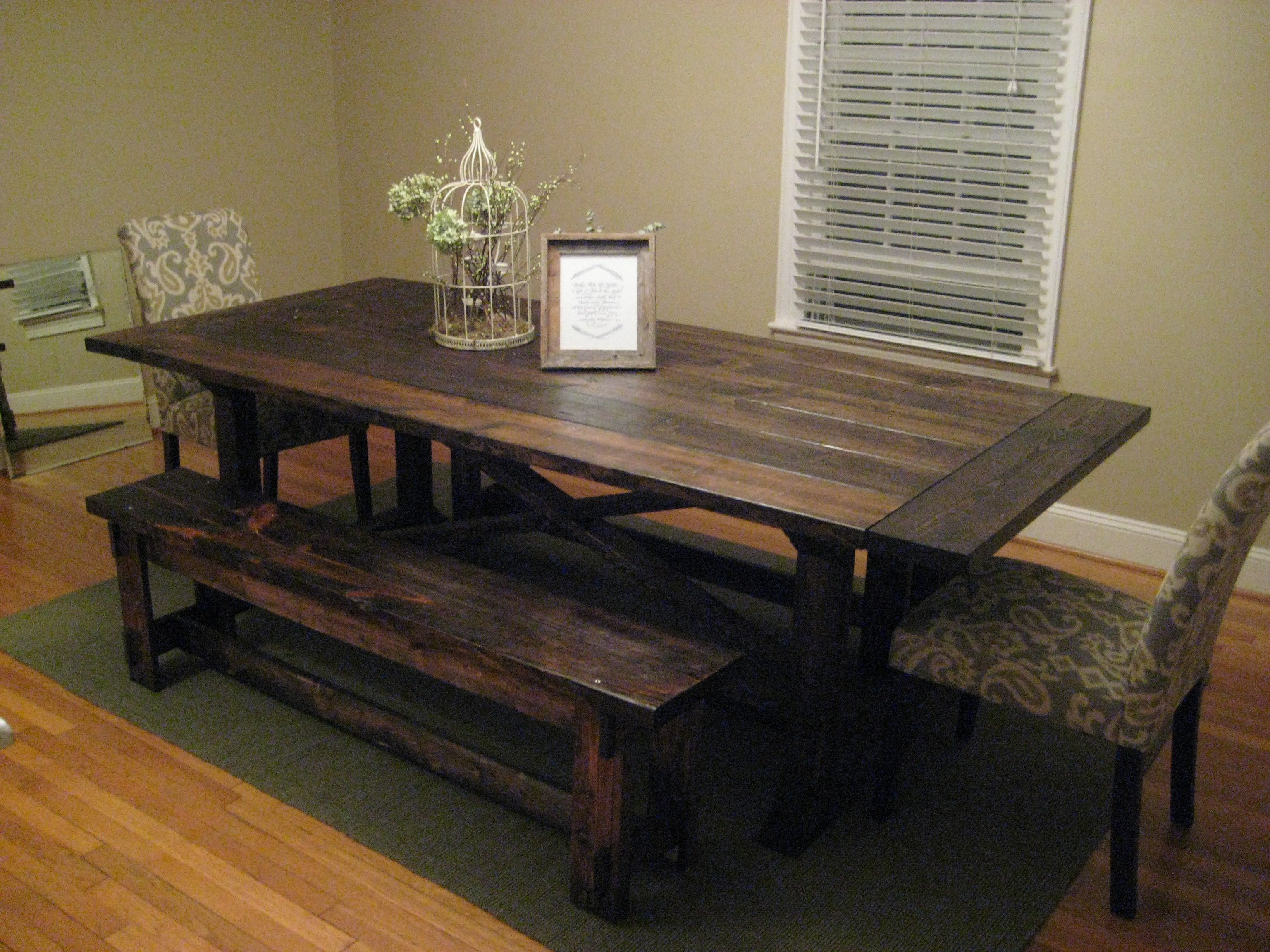 Ana White | Rekourt Farmhouse Table - DIY Projects