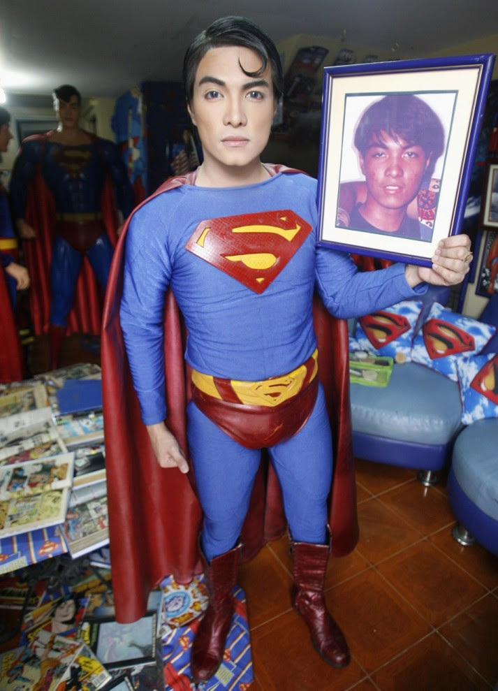 La operación plástica para ser parecido al Superman La operación plástica para ser parecido al Superman