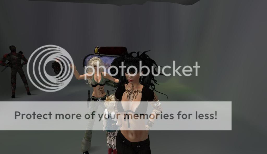 http://i591.photobucket.com/albums/ss359/JaiRaghilda/Reunion3.jpg