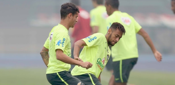 Neymar em ação pela seleção na China; time de Dunga seguirá desfalcando clubes em 2015