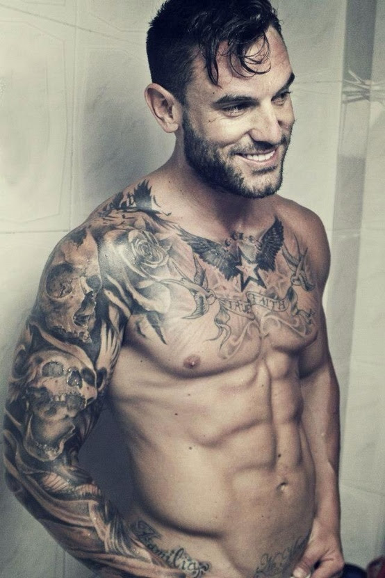Tattoo Designs Gallery: Chest Tattoos for Men - Pretty Designs