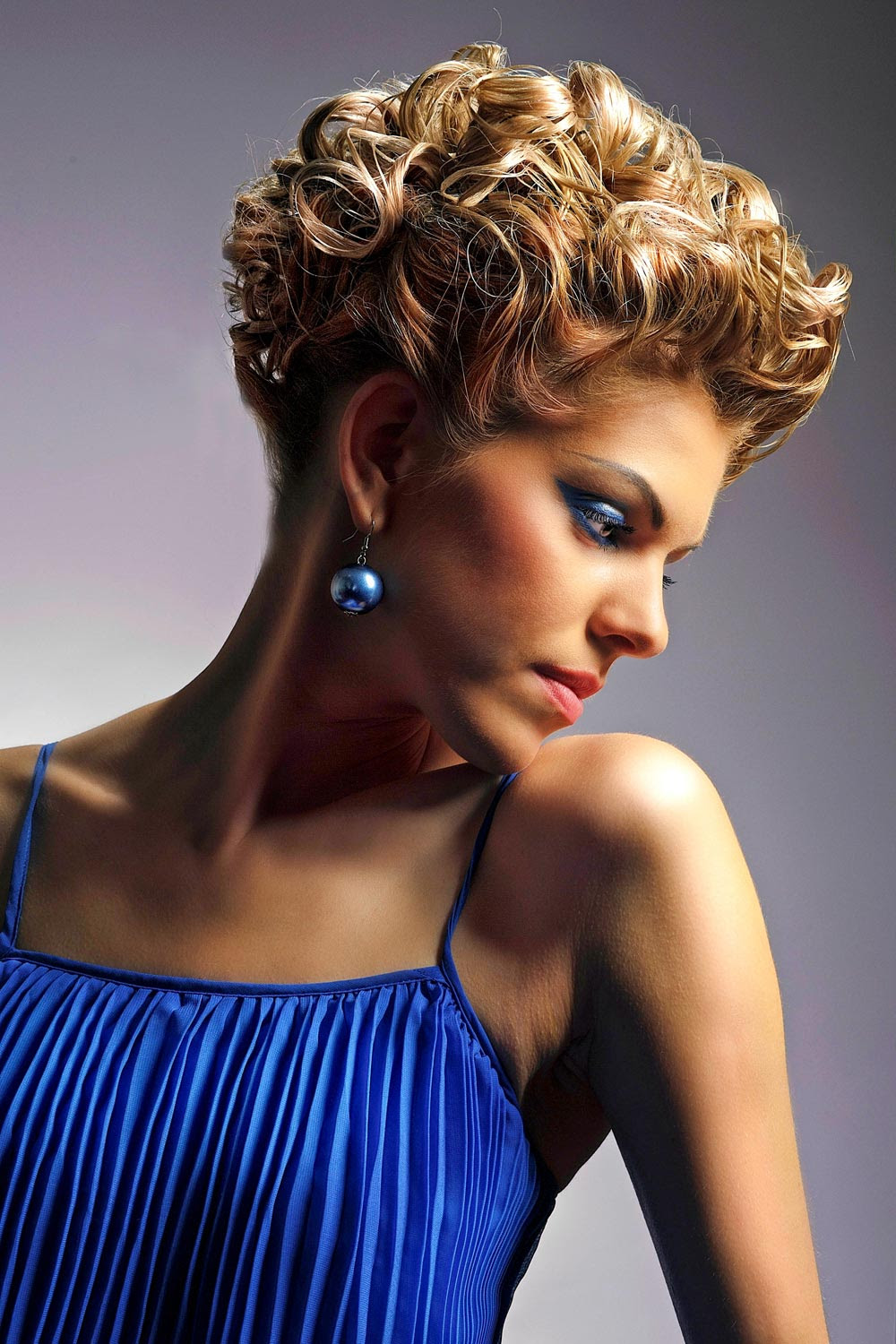 Festliche Kurzhaarfrisur | Schicke Kurzhaarfrisuren für Damen