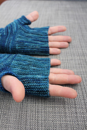Camp out mitts