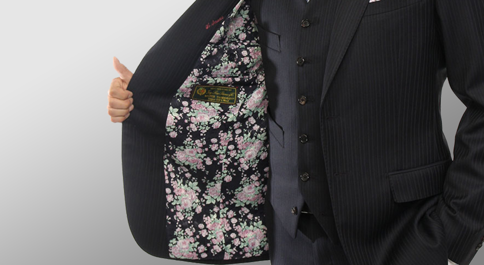 サムライスーツ 岐阜県のオーダースーツ シャツ 現代の 勝負服