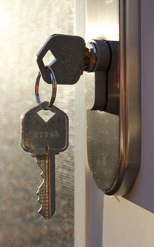 Door key_91646.jpg