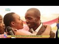 wedding french kiss - Zimbabwe couple - tips for wedding kiss - Learn how to kiss a bride in wedding