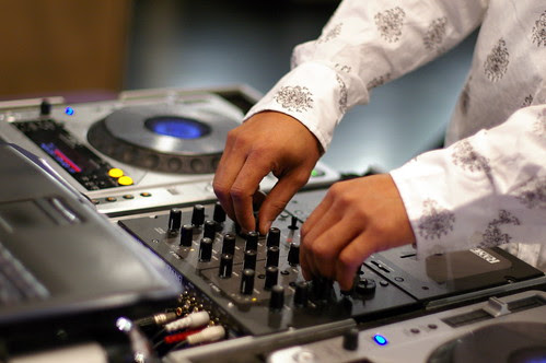 DJ shot with Pentax FA 50 f/1.4 and Pentax K100D