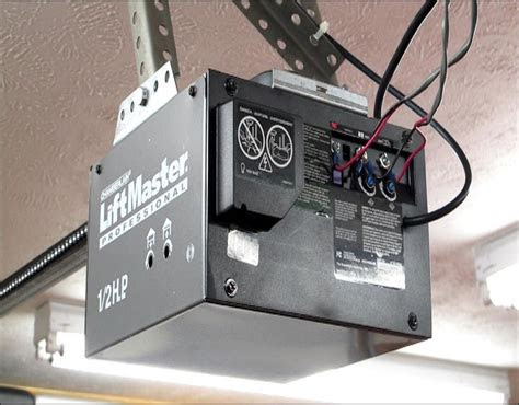 Getting the best garage door opener is extremely important. Chamberlain Liftmaster Garage Door Opener Troubleshooting