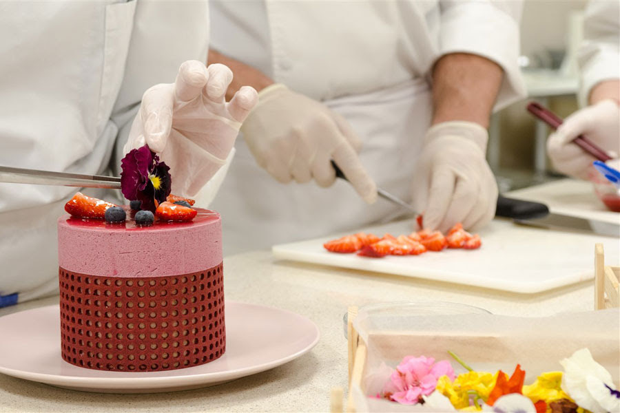 Pastry Chef | LE MONDE - Οι κορυφαίοι των τουριστικών σπουδών
