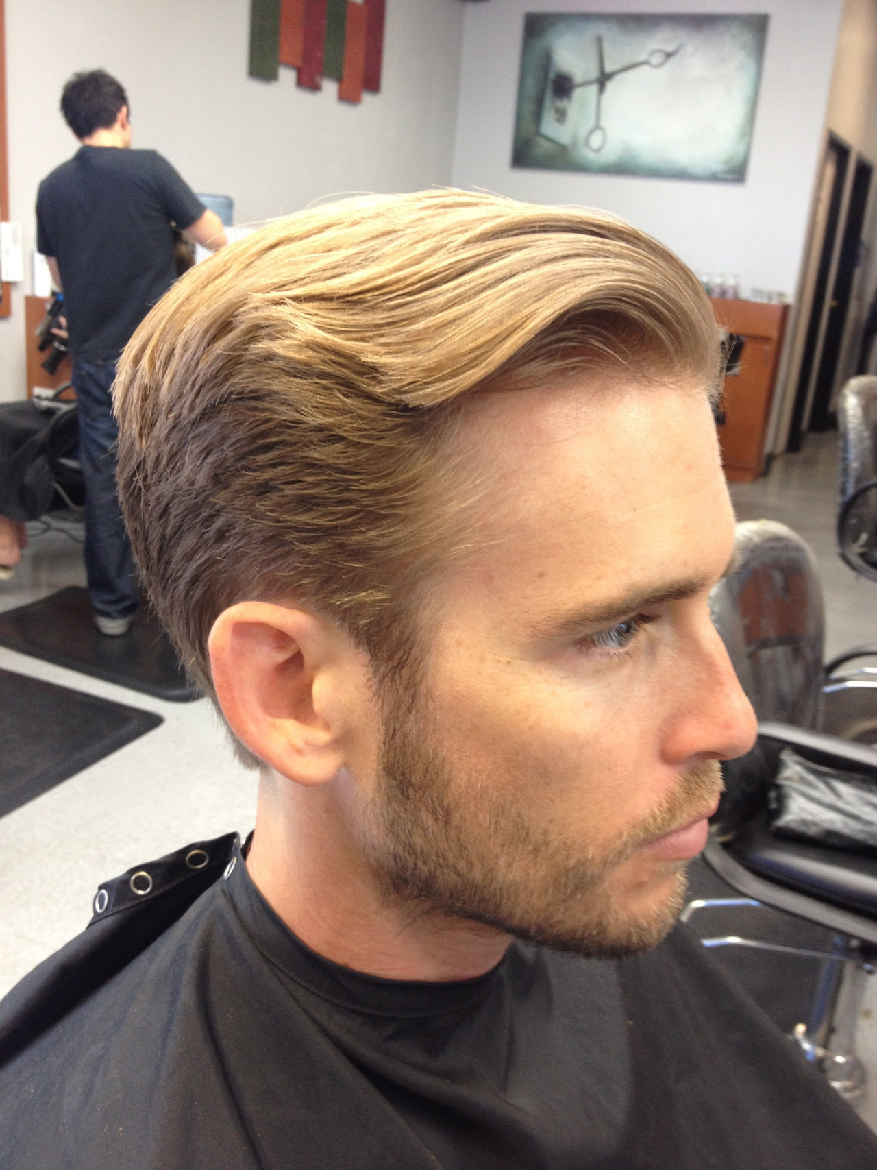 http://24.media.tumblr.com/tumblr_m66ncfcbm01rza4y6o2_1280.jpg#andrew%20does%20hair%201280x1707