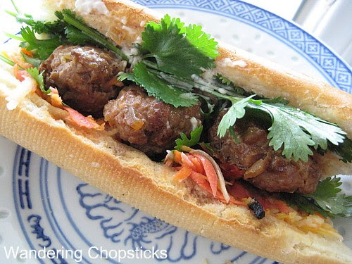 Banh Mi Xiu Mai 1