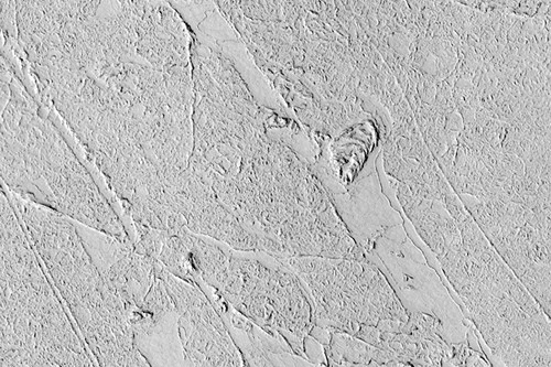 Flow Obstructions and Wakes Southeast of Elysium