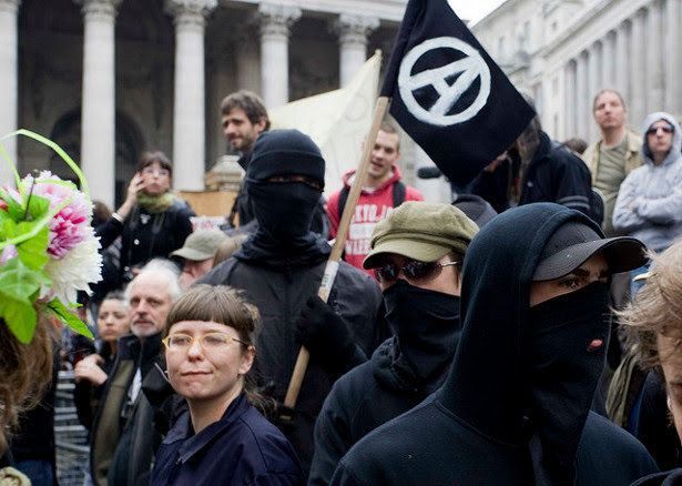 Anarchist protesters at the G20 summit on April 1, 2009. (Flickr/Kashfi Halford)