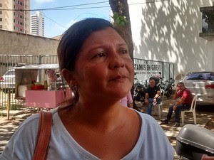 Isabel Cristina do Nascimento, esposa da vítima, disse que o marido nunca se envolveu em crimes (Foto: Arthur Barbalho)