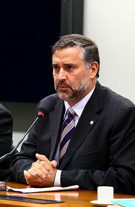 Reunião para eleição do presidente e do vice-presidente da Comissão. Presidente eleito, dep. Paulo Pimenta (PT-RS)