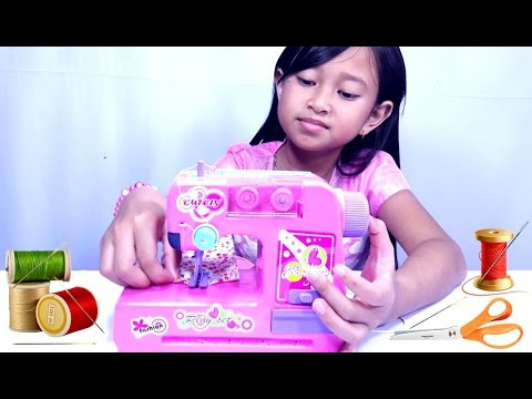 VIDEO : mainan mesin jahit 💖 mainan anak perempuan 💖 lets play jessica - ini adaini adamainanbaru,ini adaini adamainanbaru,mainanuntuk kreatifitas dan kecerdasanini adaini adamainanbaru,ini adaini adamainanbaru,mainanuntuk kreatifitas d ...