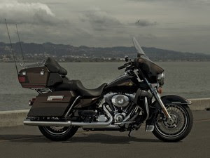 Harley-Davidson Electra Glide Ultra Limited 110th Anniversary Edition (Foto: Divulgação)