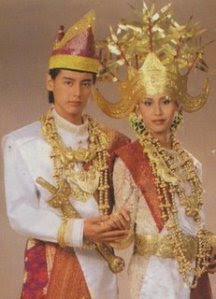 Lampung Culture Center Busana adat Lampung Lampung Culture Center Busana adat Lampung