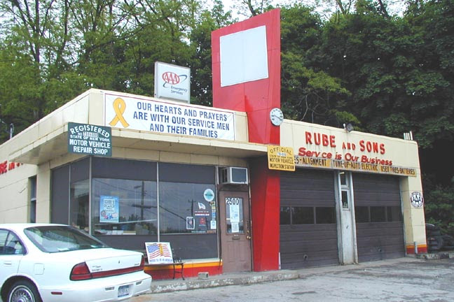 New York Icebox & Modern Gas Stations | RoadsideArchitecture.com