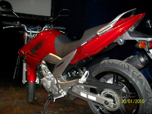 Yamaha YS250 Fazer 2011